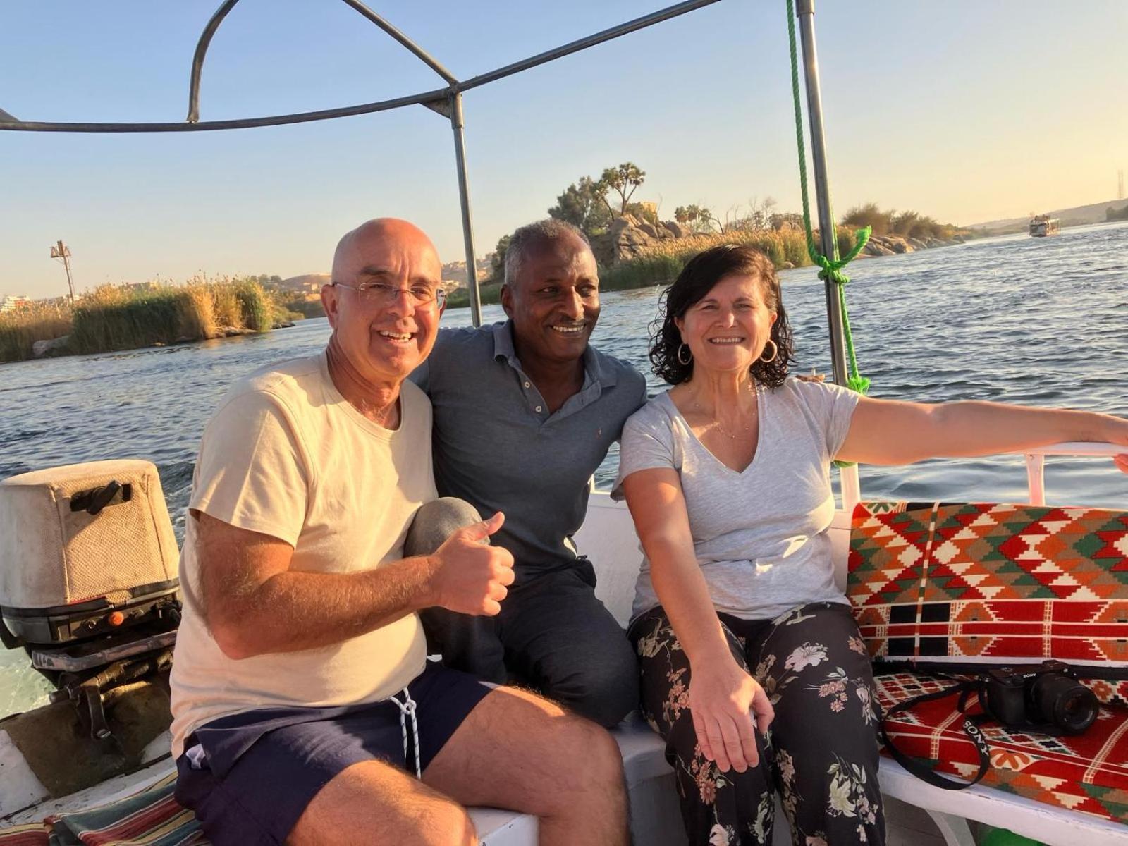 Abu Guest House Aswan Bagian luar foto