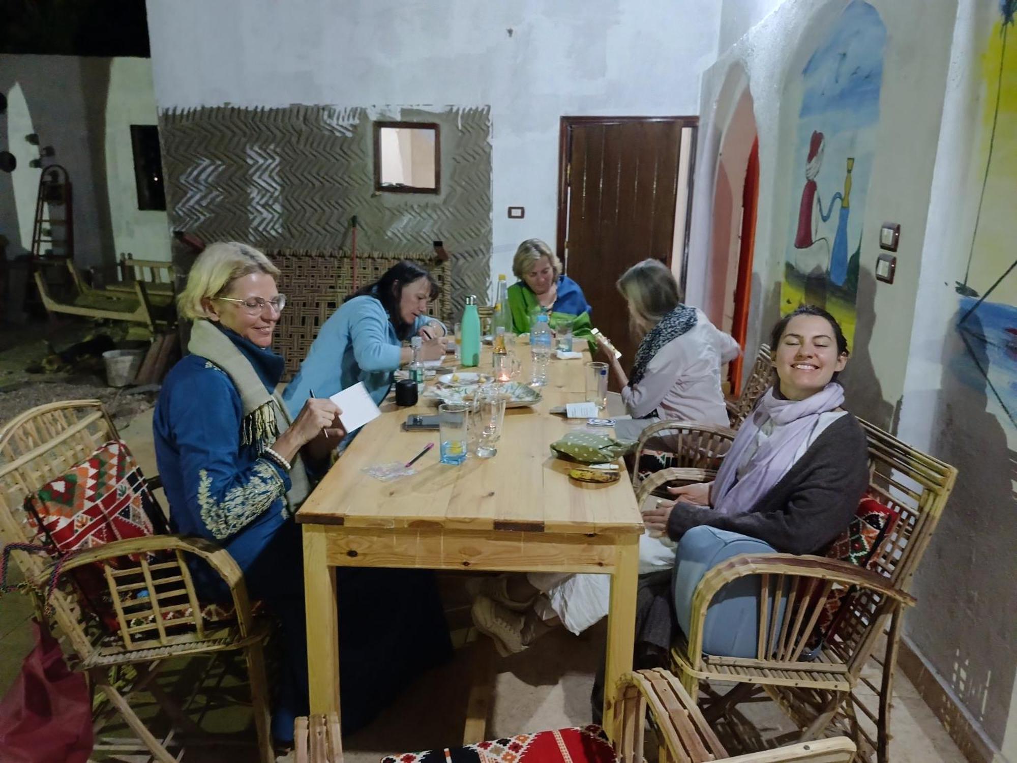 Abu Guest House Aswan Bagian luar foto