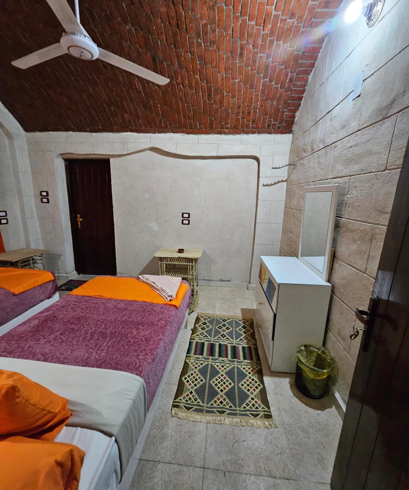 Abu Guest House Aswan Bagian luar foto