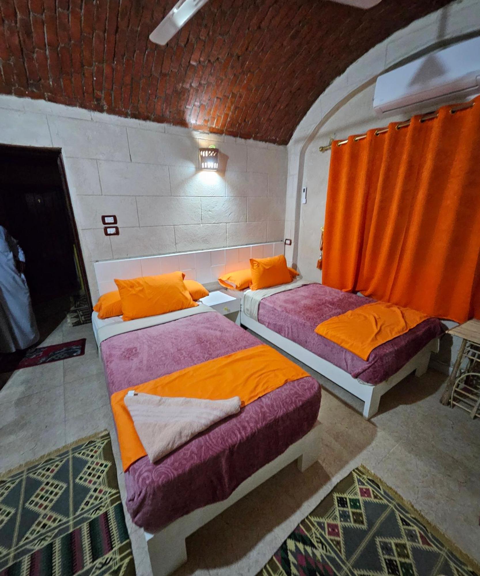 Abu Guest House Aswan Bagian luar foto