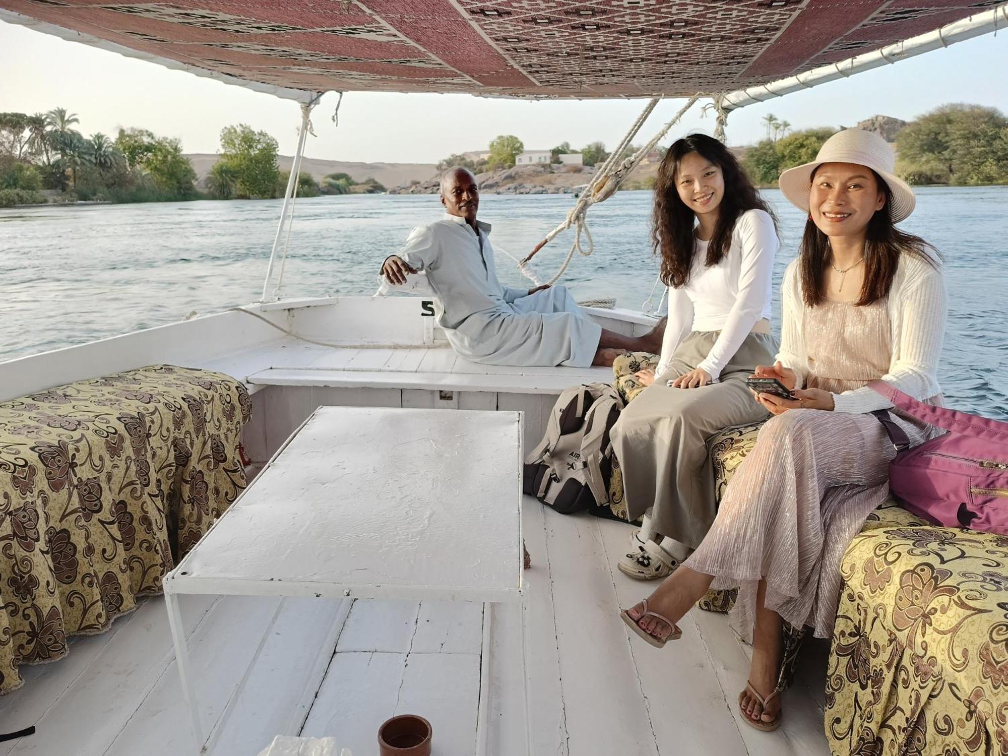 Abu Guest House Aswan Bagian luar foto