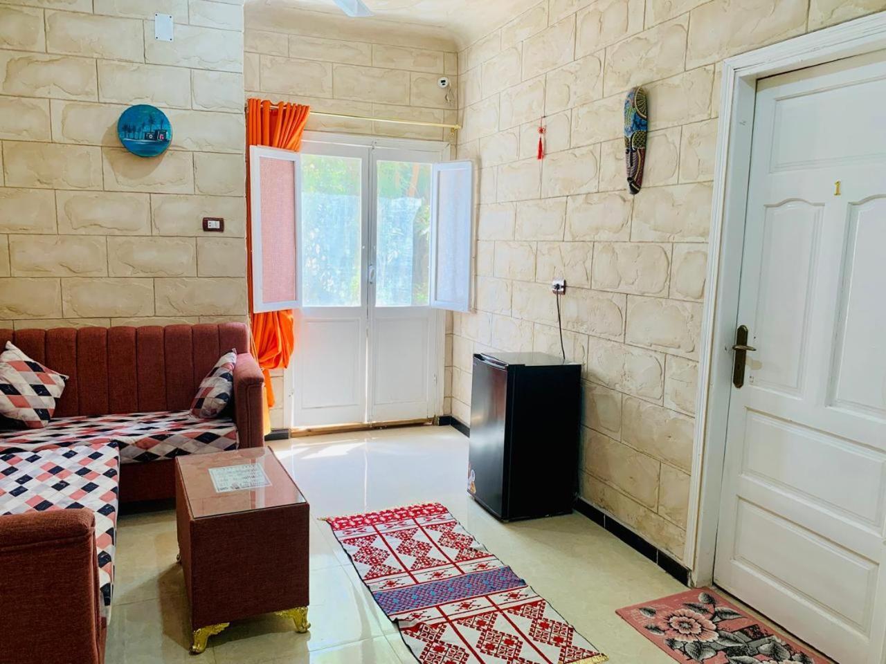 Abu Guest House Aswan Bagian luar foto
