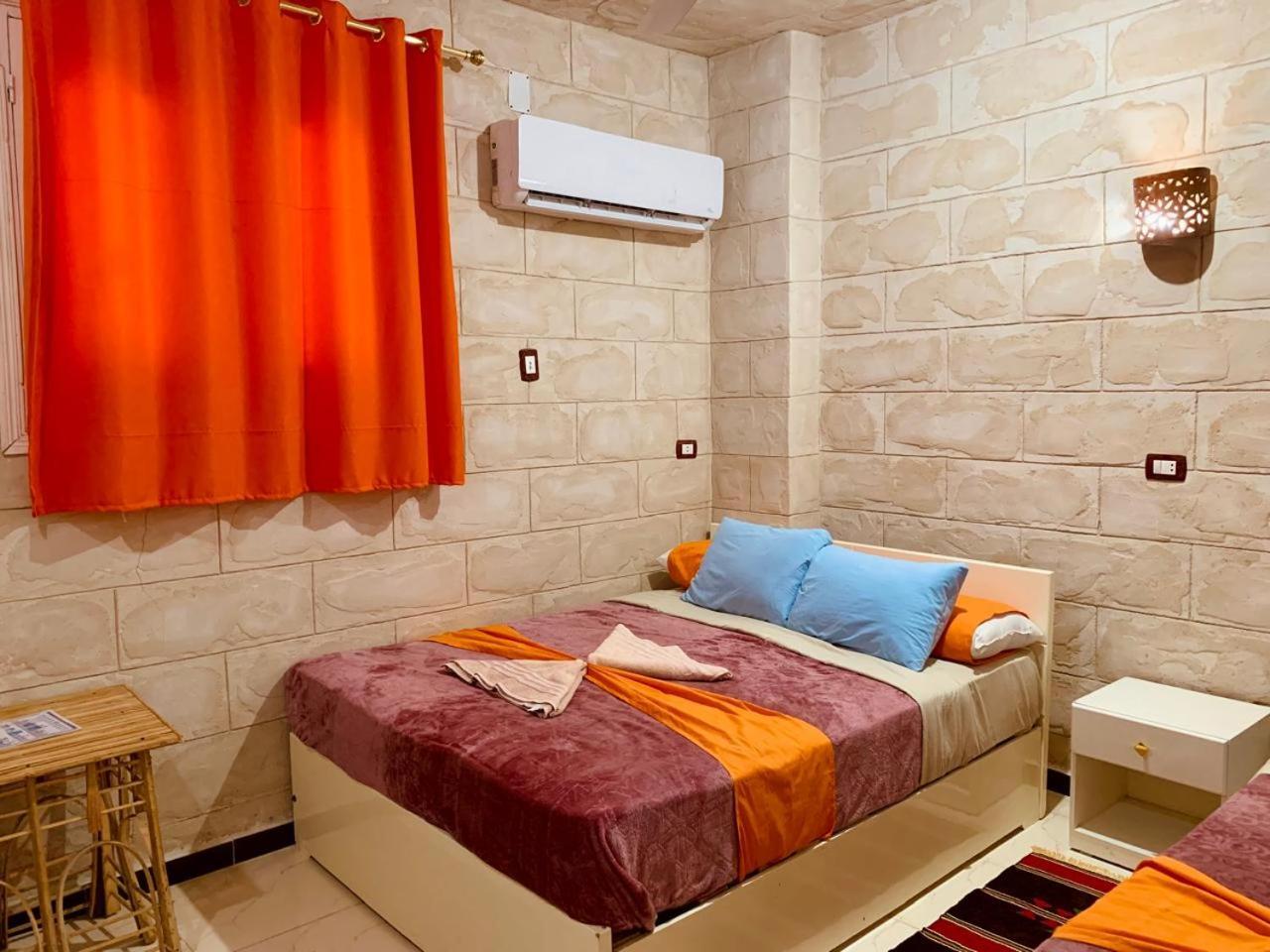 Abu Guest House Aswan Bagian luar foto