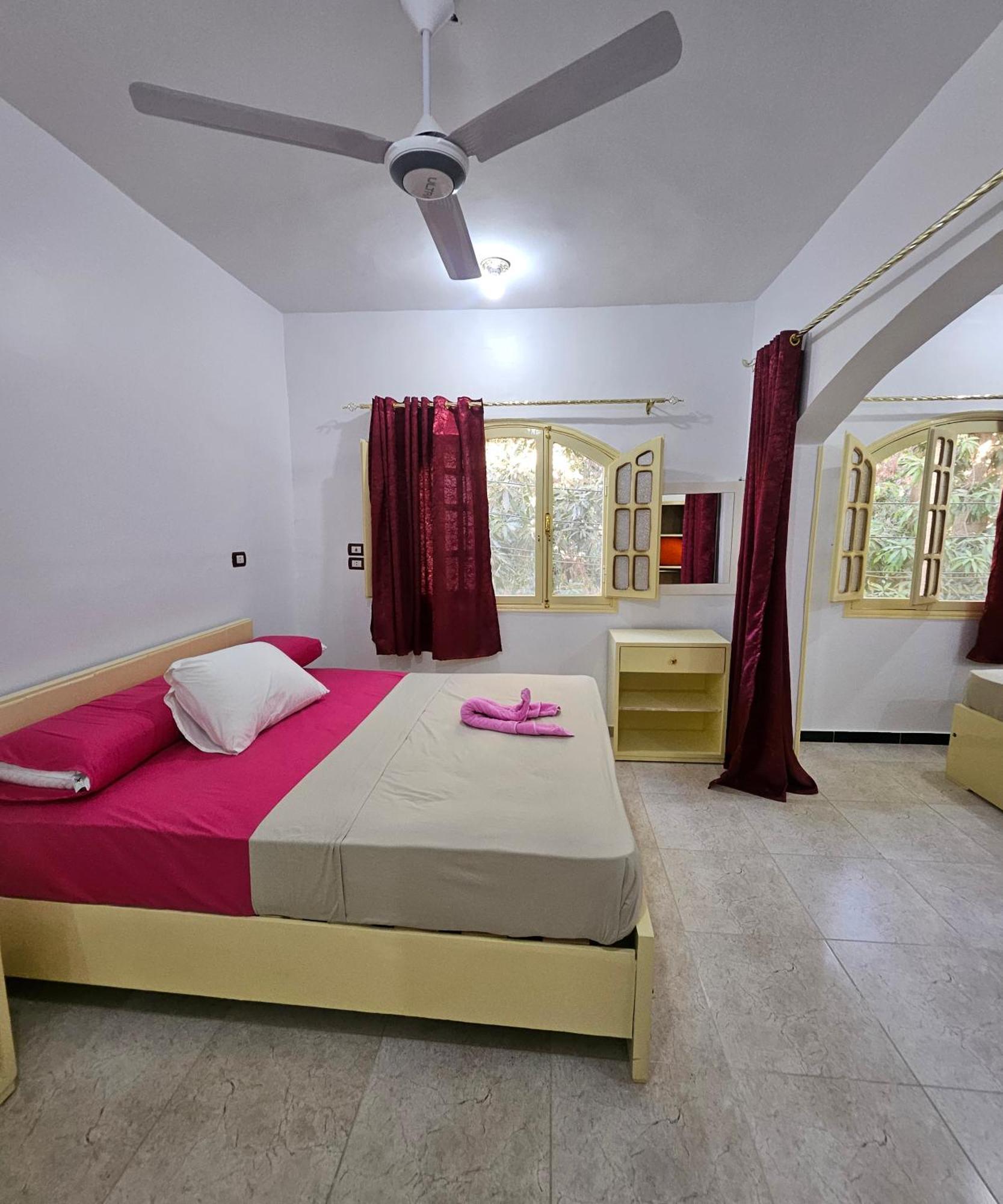 Abu Guest House Aswan Bagian luar foto